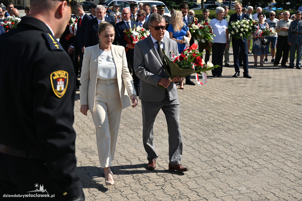 Uroczystości z okazji 15 sierpnia na Pl. Wolności