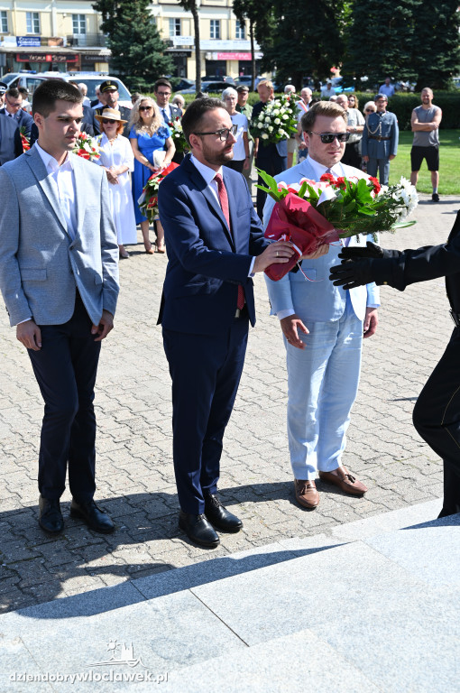 Uroczystości z okazji 15 sierpnia na Pl. Wolności
