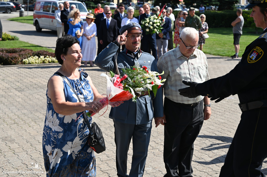Uroczystości z okazji 15 sierpnia na Pl. Wolności