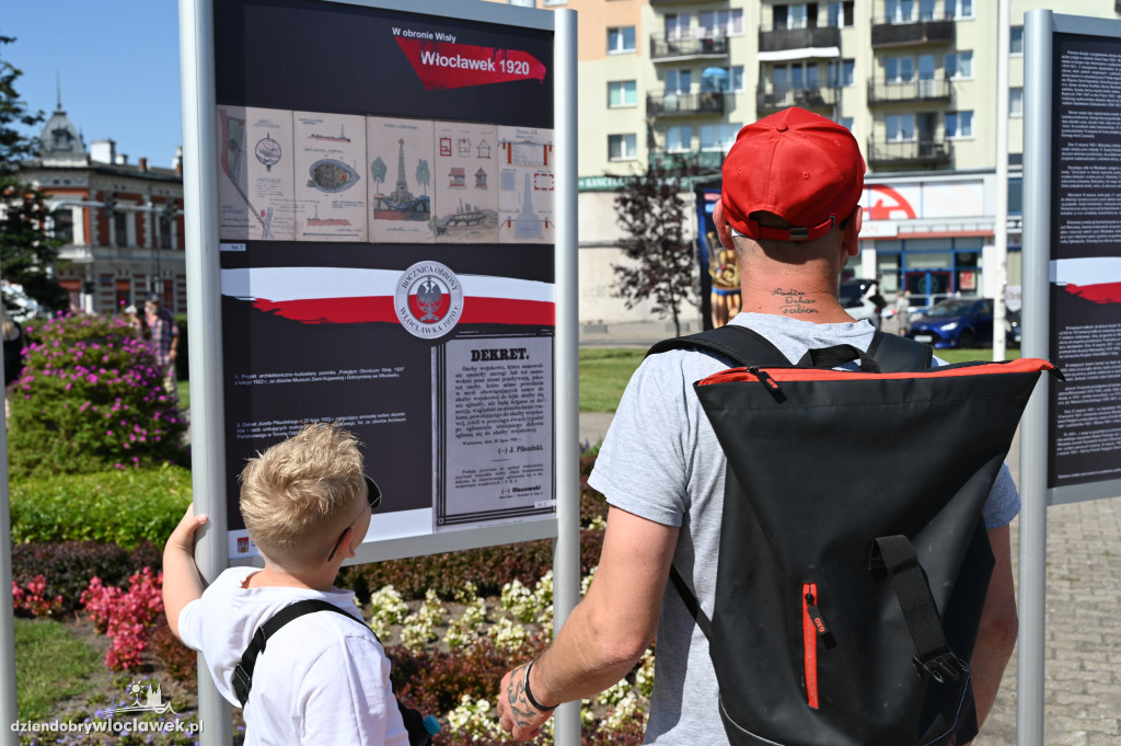 Uroczystości z okazji 15 sierpnia na Pl. Wolności