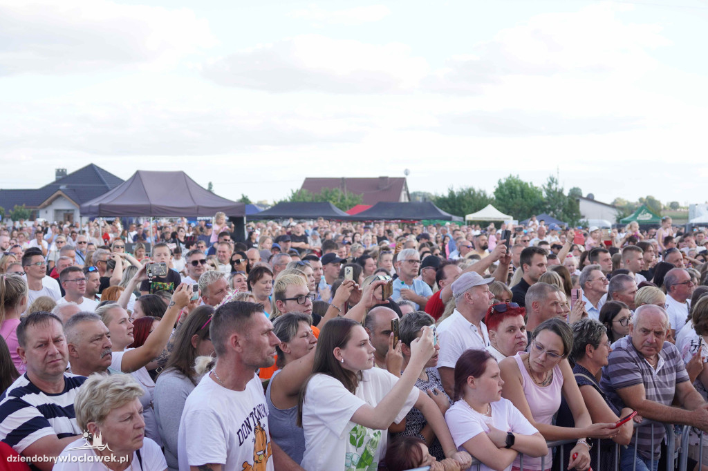 Piękni i Młodzi porwali tłumy w Kruszynie!