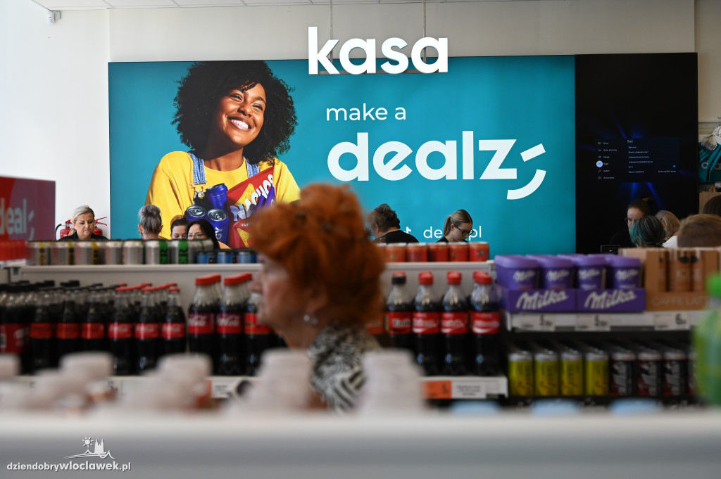 Otwarcie sklepu DEALZ na terenie S1