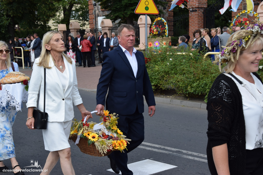 Korowód Dożynkowy w Lubaniu
