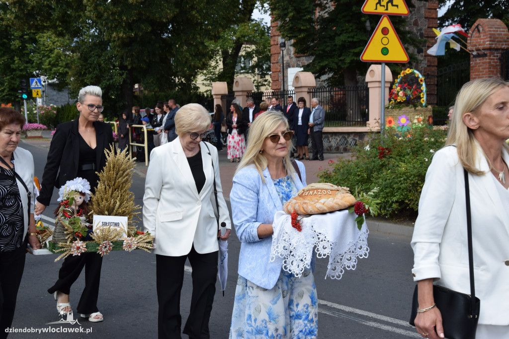 Korowód Dożynkowy w Lubaniu