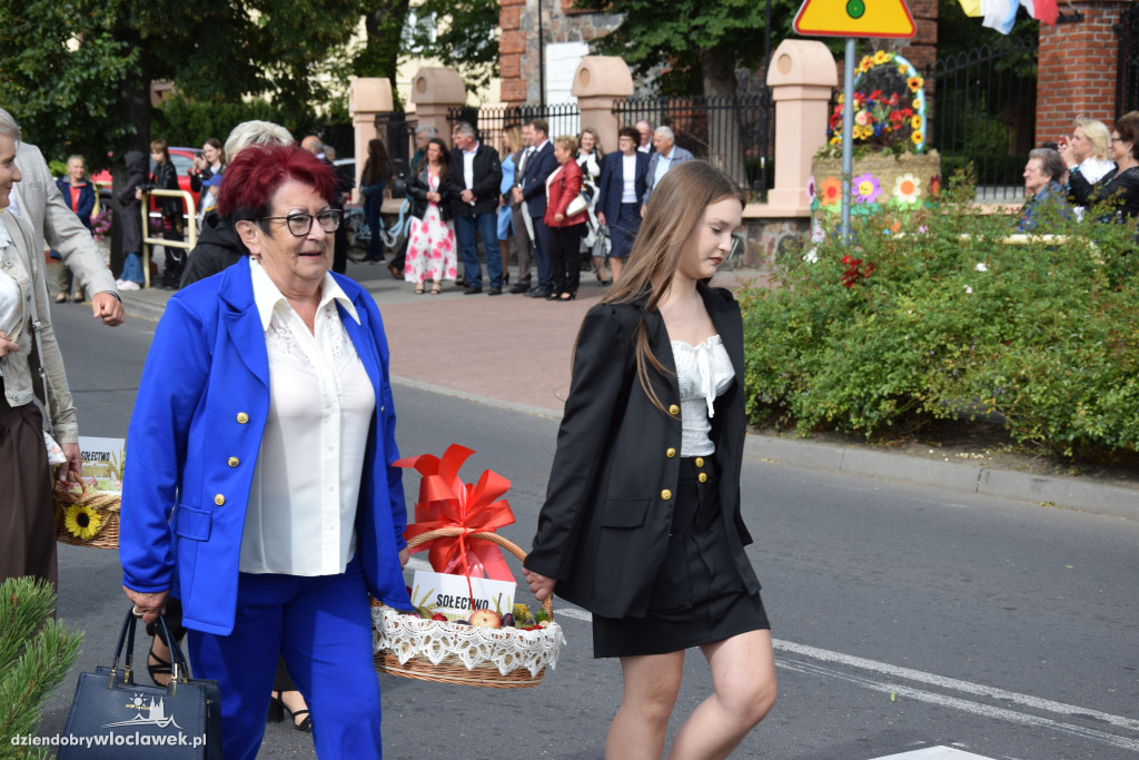 Korowód Dożynkowy w Lubaniu