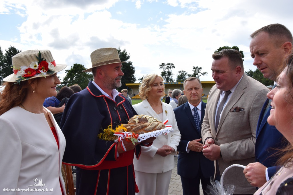 Korowód Dożynkowy w Lubaniu