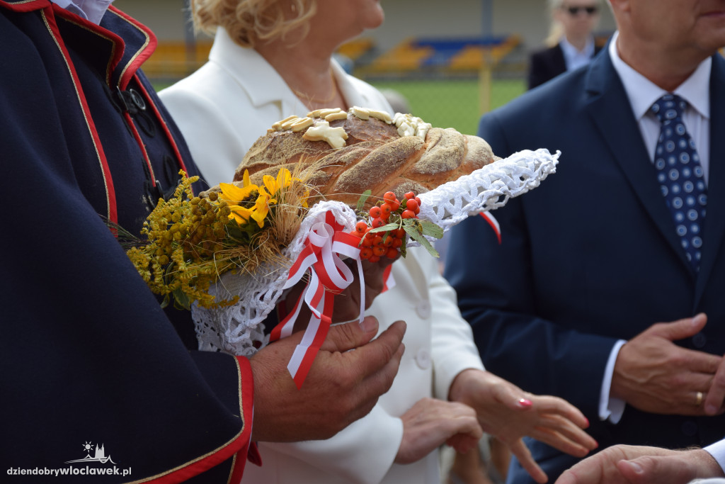 Korowód Dożynkowy w Lubaniu