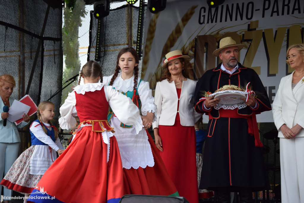 Korowód Dożynkowy w Lubaniu