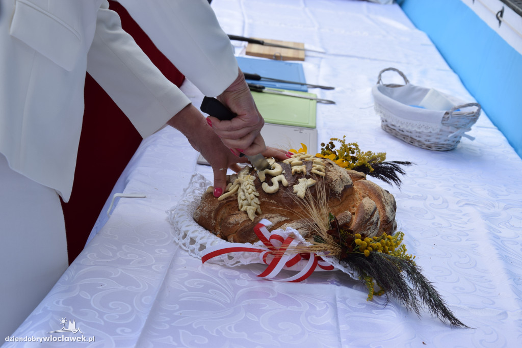 Korowód Dożynkowy w Lubaniu