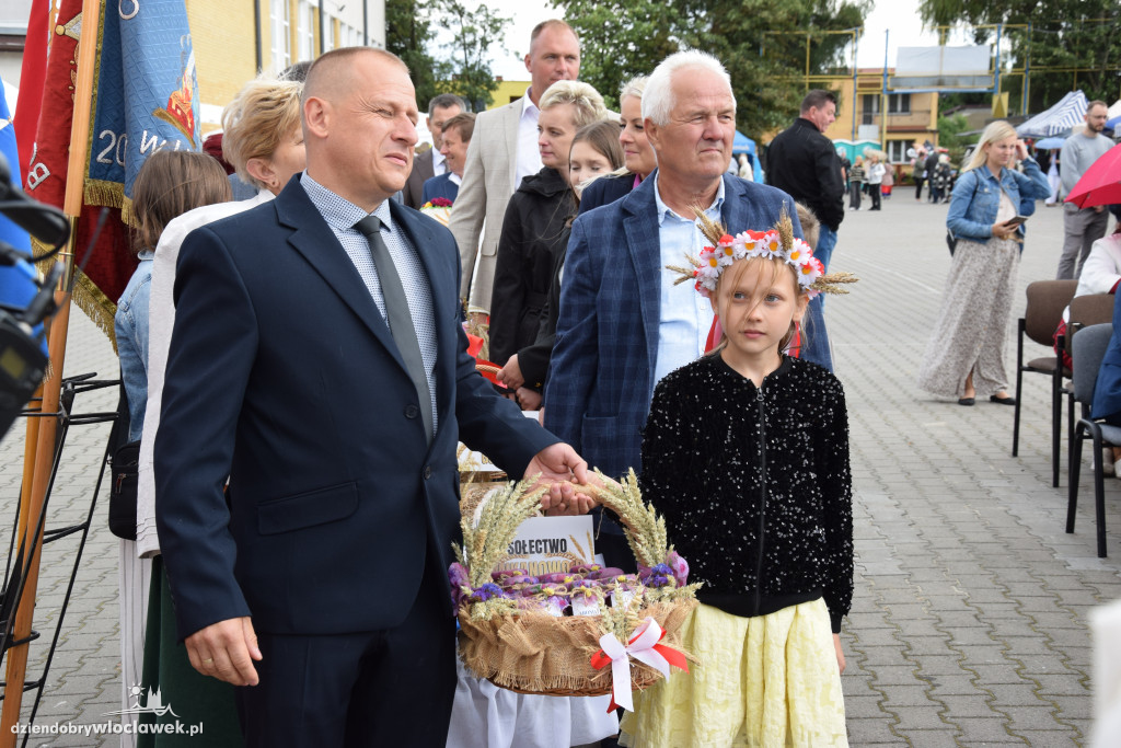 Korowód Dożynkowy w Lubaniu