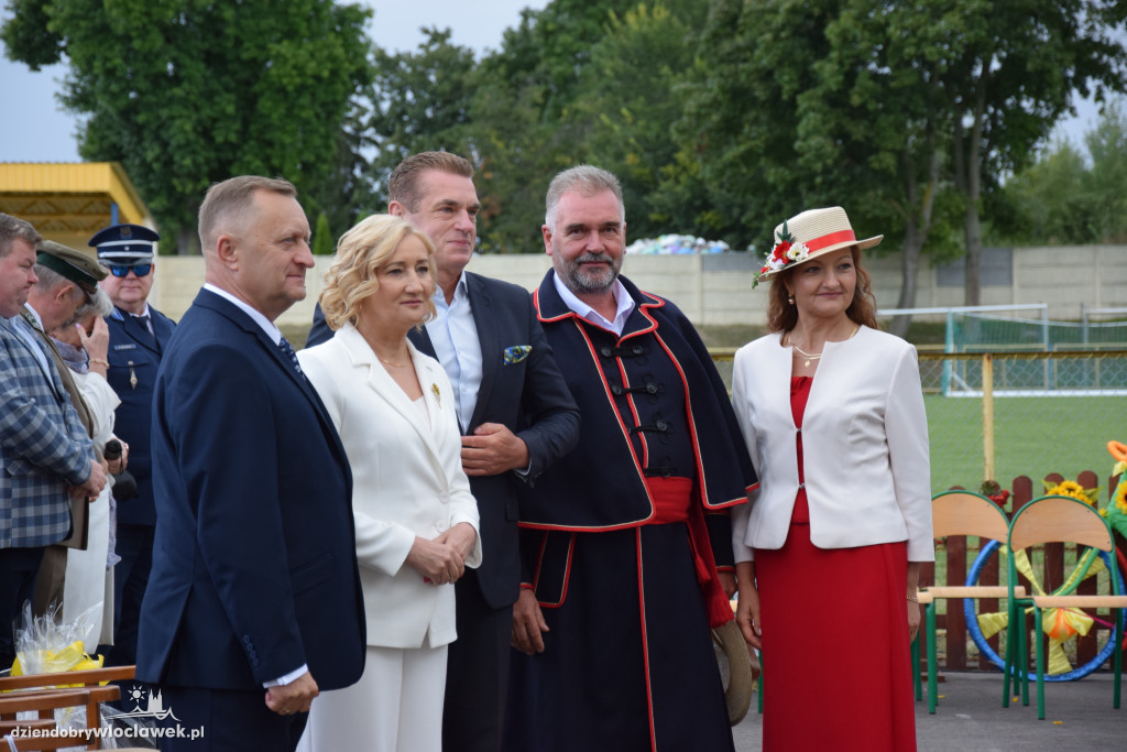Korowód Dożynkowy w Lubaniu