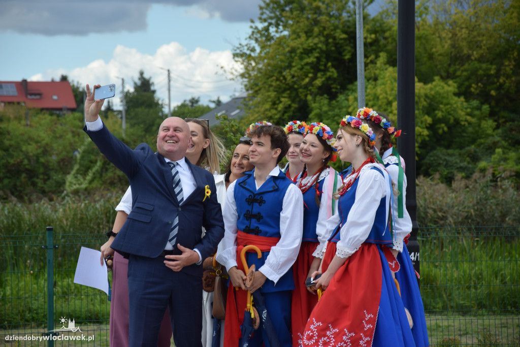 Dożynki w Brześciu Kujawskim - korowód i część obrzędowa