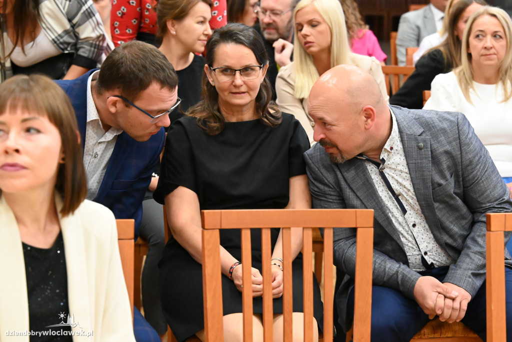 Wręczenie awansów zawodowych dla nauczycieli