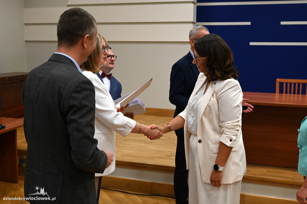 Wręczenie awansów zawodowych dla nauczycieli