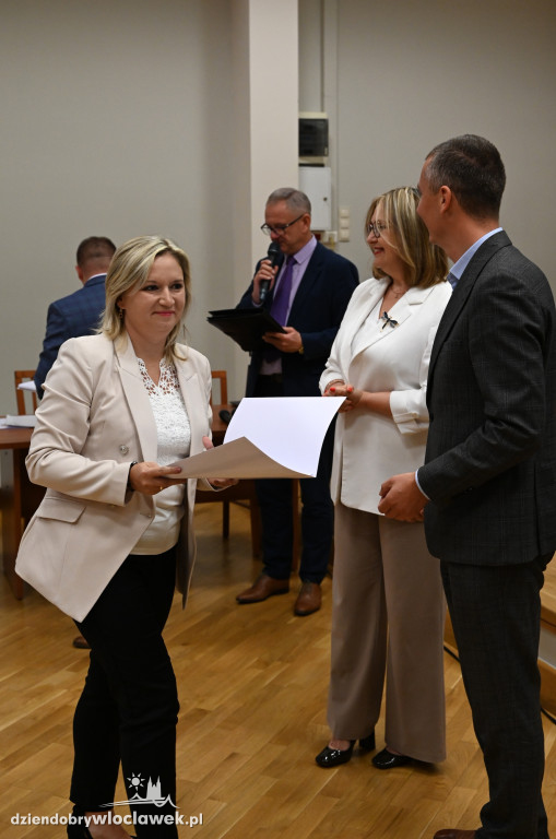 Wręczenie awansów zawodowych dla nauczycieli