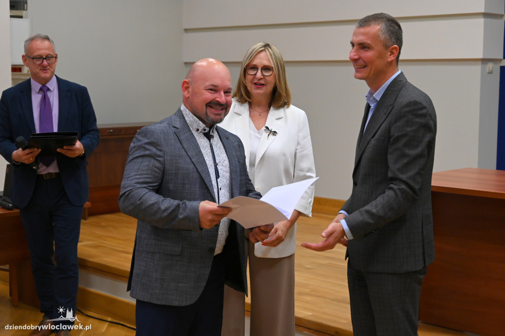 Wręczenie awansów zawodowych dla nauczycieli
