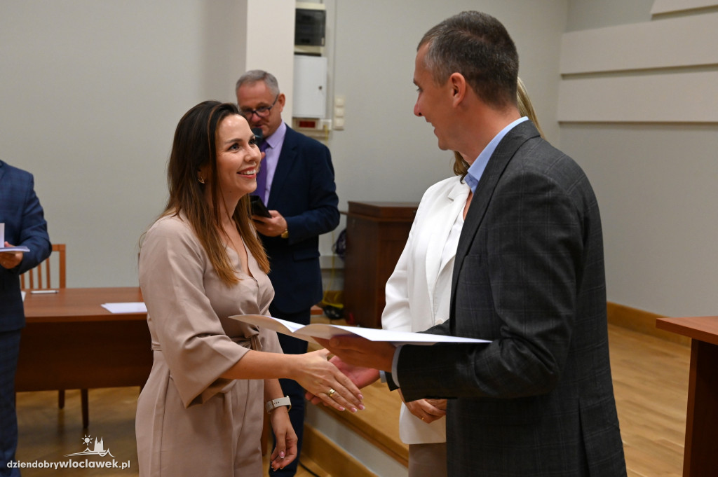 Wręczenie awansów zawodowych dla nauczycieli