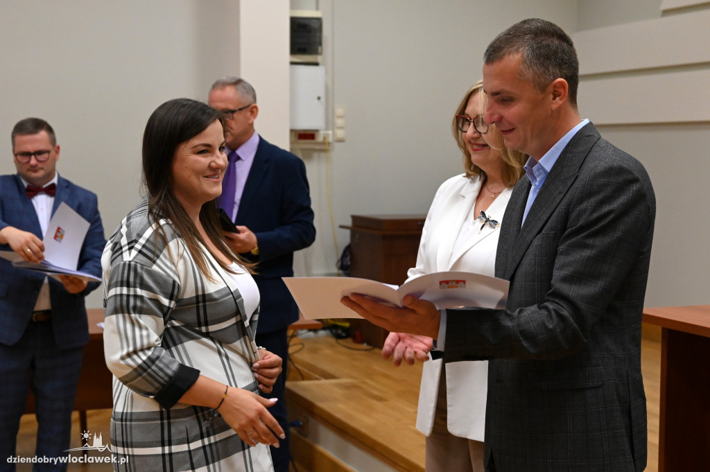 Wręczenie awansów zawodowych dla nauczycieli