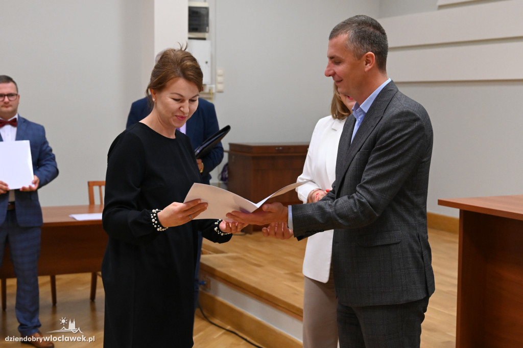 Wręczenie awansów zawodowych dla nauczycieli