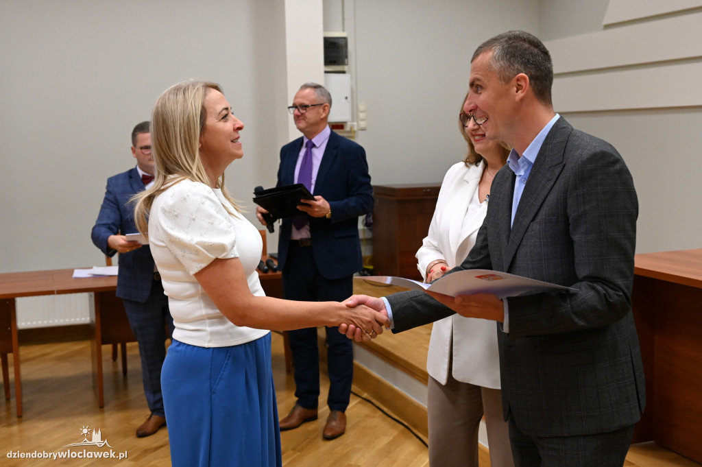 Wręczenie awansów zawodowych dla nauczycieli