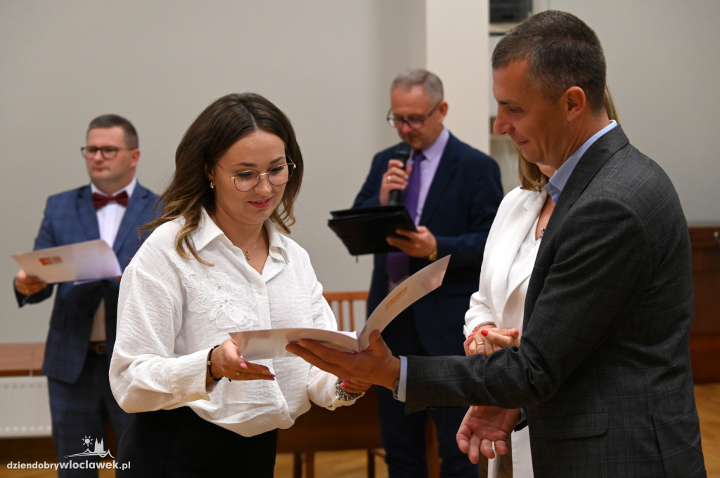Wręczenie awansów zawodowych dla nauczycieli
