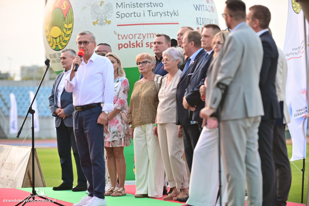 Ceremonia otwarcia Igrzysk i Mistrzostw KZ LZS U16 we Włocławku