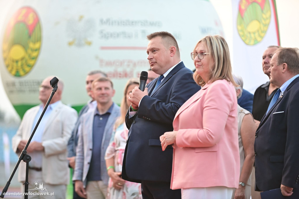 Ceremonia otwarcia Igrzysk i Mistrzostw KZ LZS U16 we Włocławku