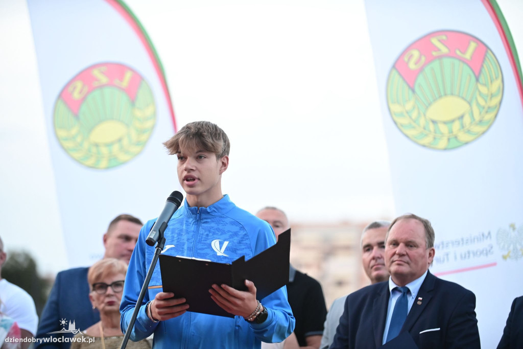 Ceremonia otwarcia Igrzysk i Mistrzostw KZ LZS U16 we Włocławku