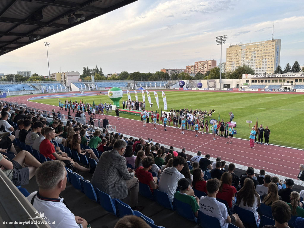 Ceremonia otwarcia Igrzysk i Mistrzostw KZ LZS U16 we Włocławku