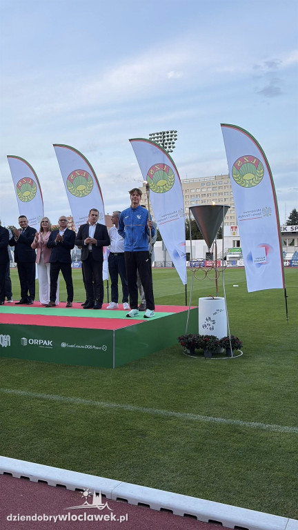 Ceremonia otwarcia Igrzysk i Mistrzostw KZ LZS U16 we Włocławku