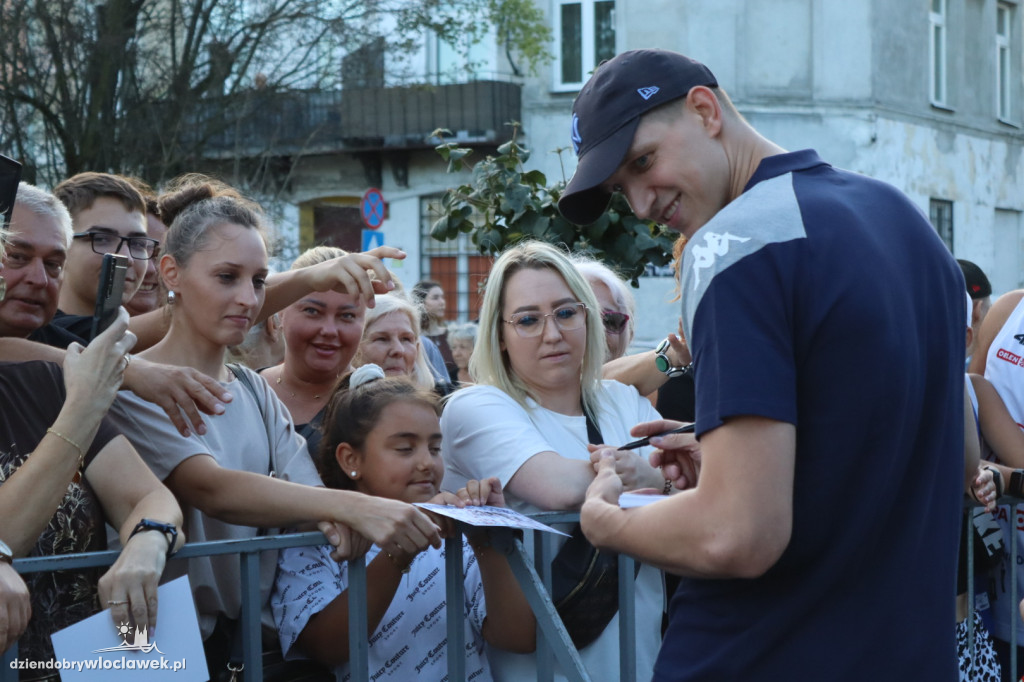 Finał letnich brzmień - prezentacja zawodników Anwilu