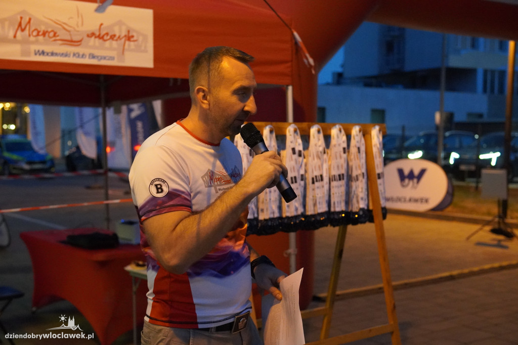 Nocny bieg ulicami Włocławka