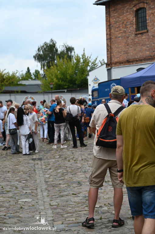 Piknik fajansowy we Włocławku