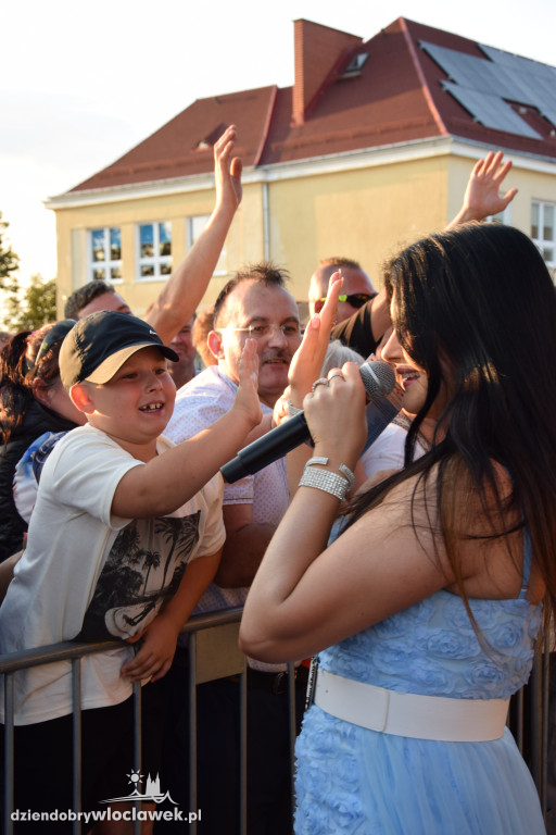  Sławomir, Iness i Roy na dożynkach w Fabiankach