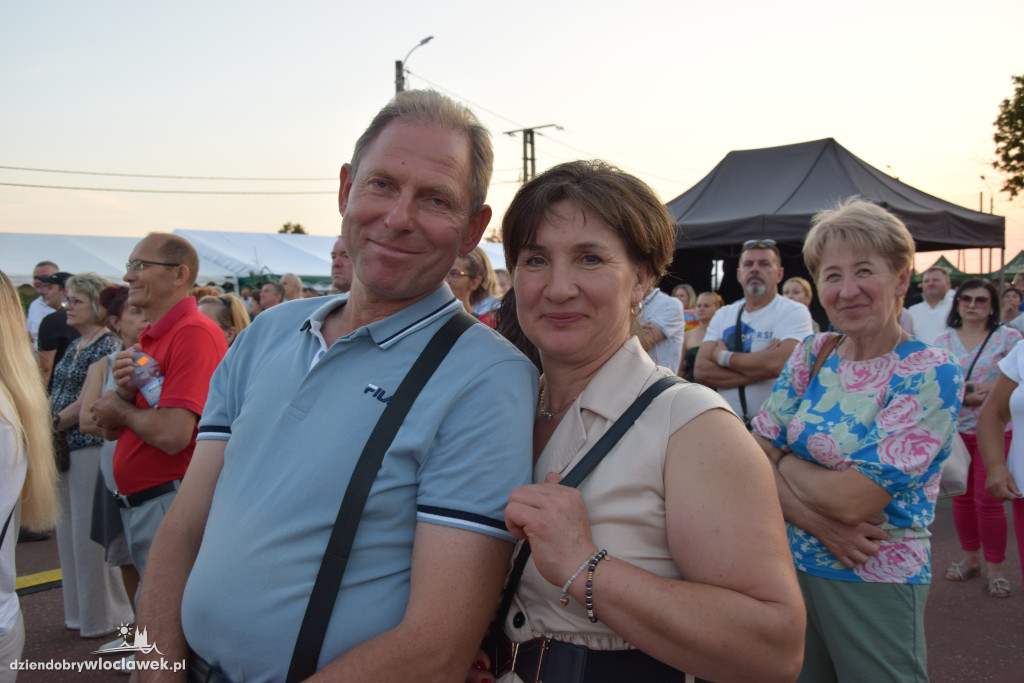  Sławomir, Iness i Roy na dożynkach w Fabiankach
