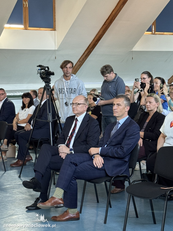 Otwarcie Centrum Robotów Przemysłowych w CKZiU