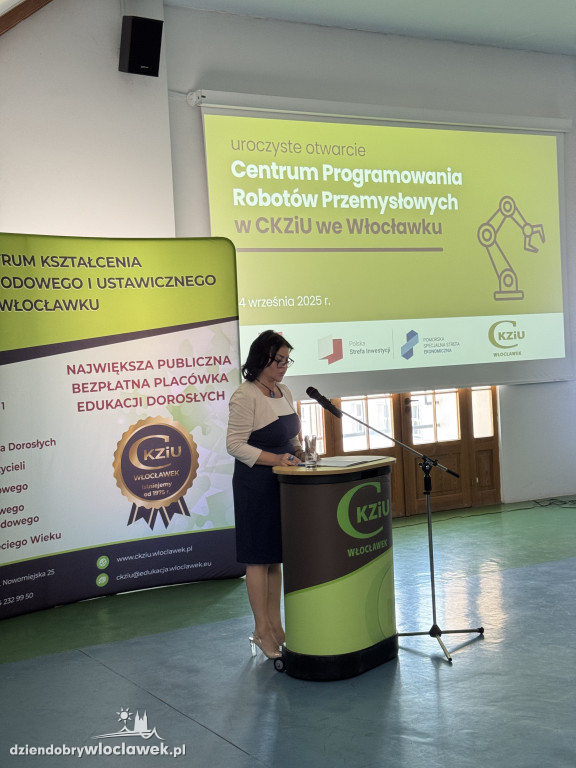 Otwarcie Centrum Robotów Przemysłowych w CKZiU