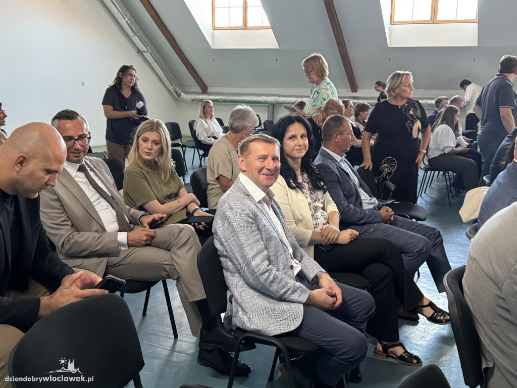 Otwarcie Centrum Robotów Przemysłowych w CKZiU