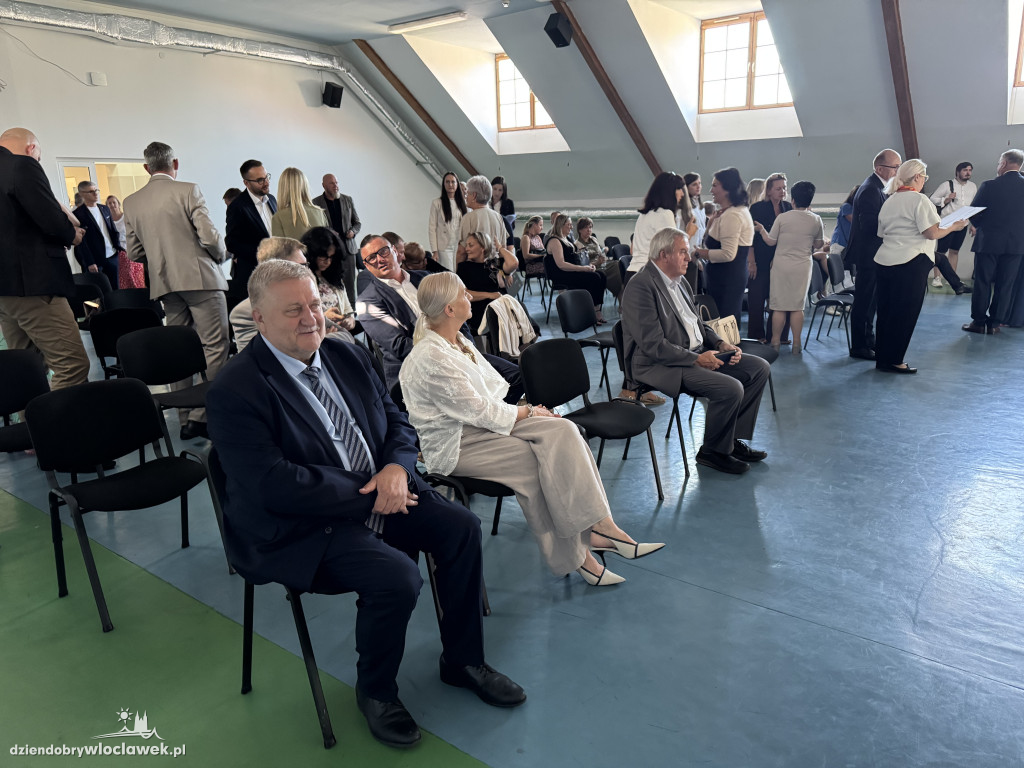 Otwarcie Centrum Robotów Przemysłowych w CKZiU