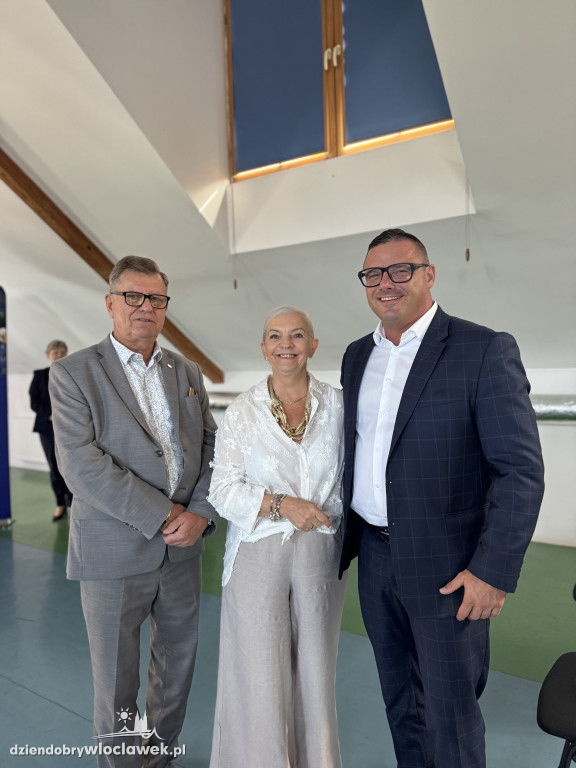 Otwarcie Centrum Robotów Przemysłowych w CKZiU