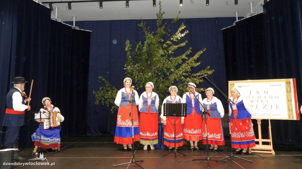 W Smólniku czytali Kochanowskiego