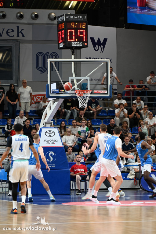 Anwil Włocławek vs. Twarde Pierniki - parkiet