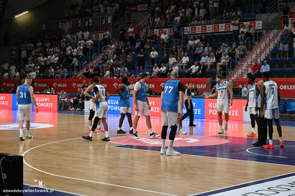 Anwil Włocławek vs. Twarde Pierniki - parkiet