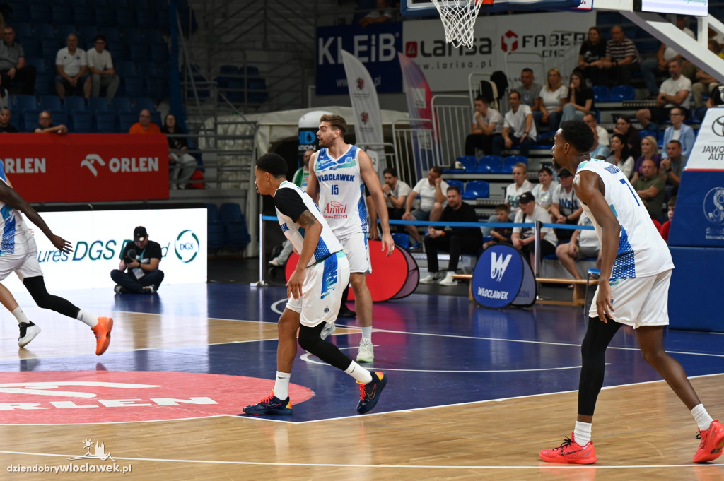 Anwil Włocławek vs. Twarde Pierniki - parkiet