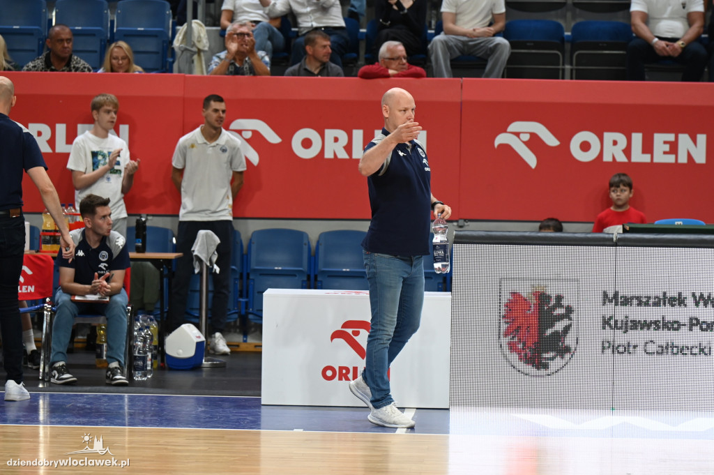 Anwil Włocławek vs. Twarde Pierniki - parkiet