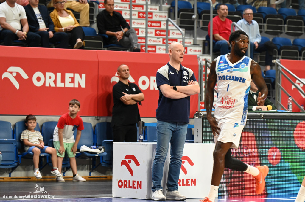 Anwil Włocławek vs. Twarde Pierniki - parkiet