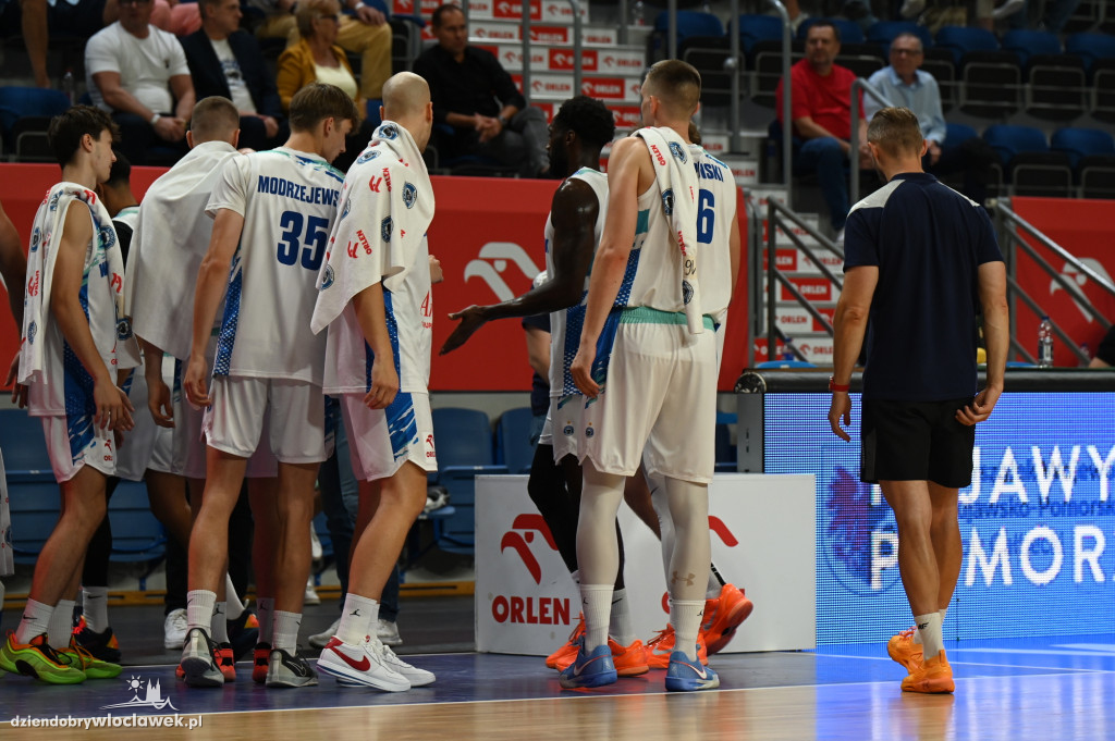 Anwil Włocławek vs. Twarde Pierniki - parkiet