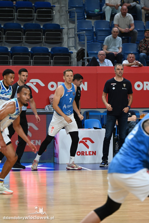 Anwil Włocławek vs. Twarde Pierniki - parkiet