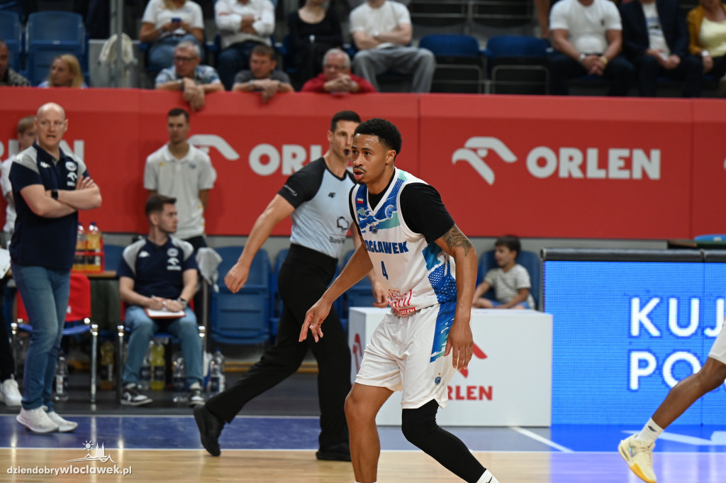 Anwil Włocławek vs. Twarde Pierniki - parkiet