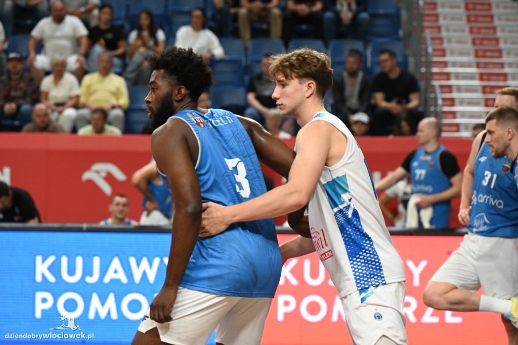 Anwil Włocławek vs. Twarde Pierniki - parkiet